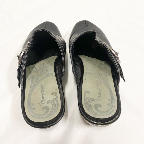 BareTraps Black Leather Quashed Mules - Picture 4 of 9